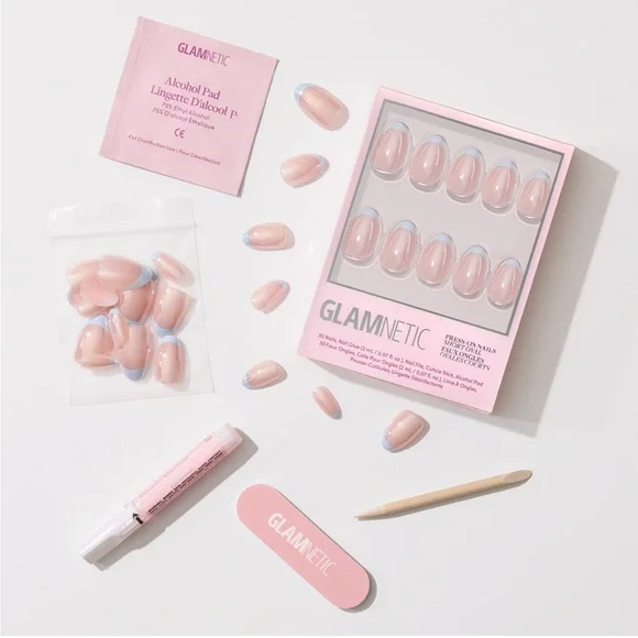 Glamnetic nails - Into Blue - Picture 4 of 5